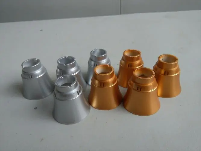 五金件噴漆產(chǎn)生的廢氣應(yīng)該怎么處理呢？